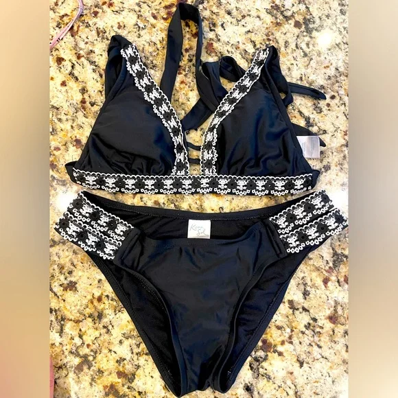 Kona Sol bikini - Picture 1 of 3